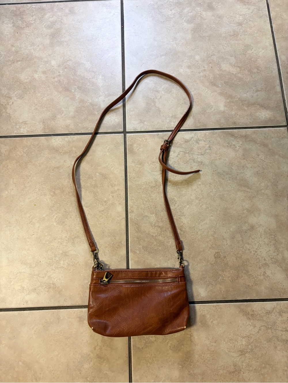 Shiraleah Tan Brown Crossbody Bag with Adjustable Strap